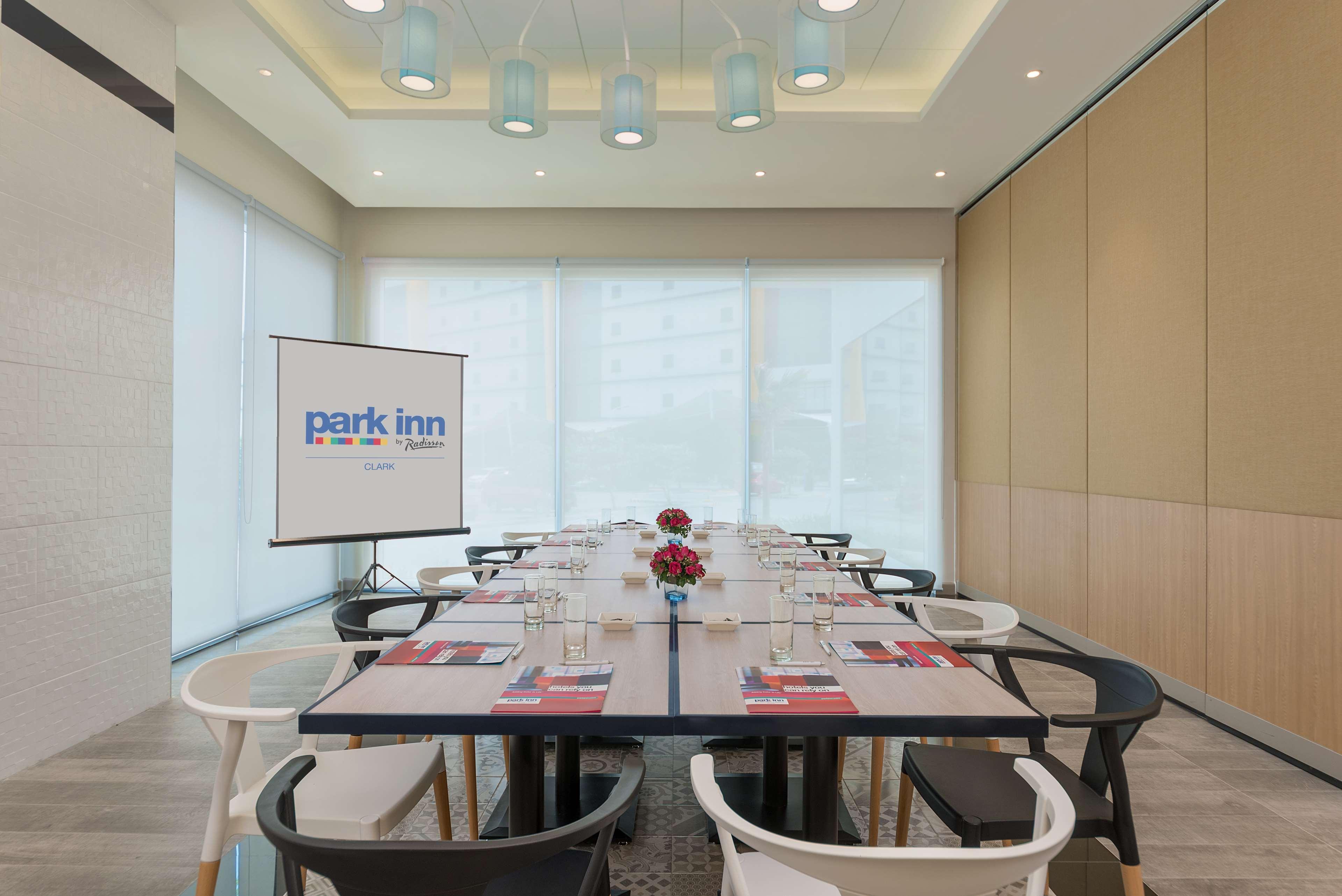 Hotel Park By Radisson Clark